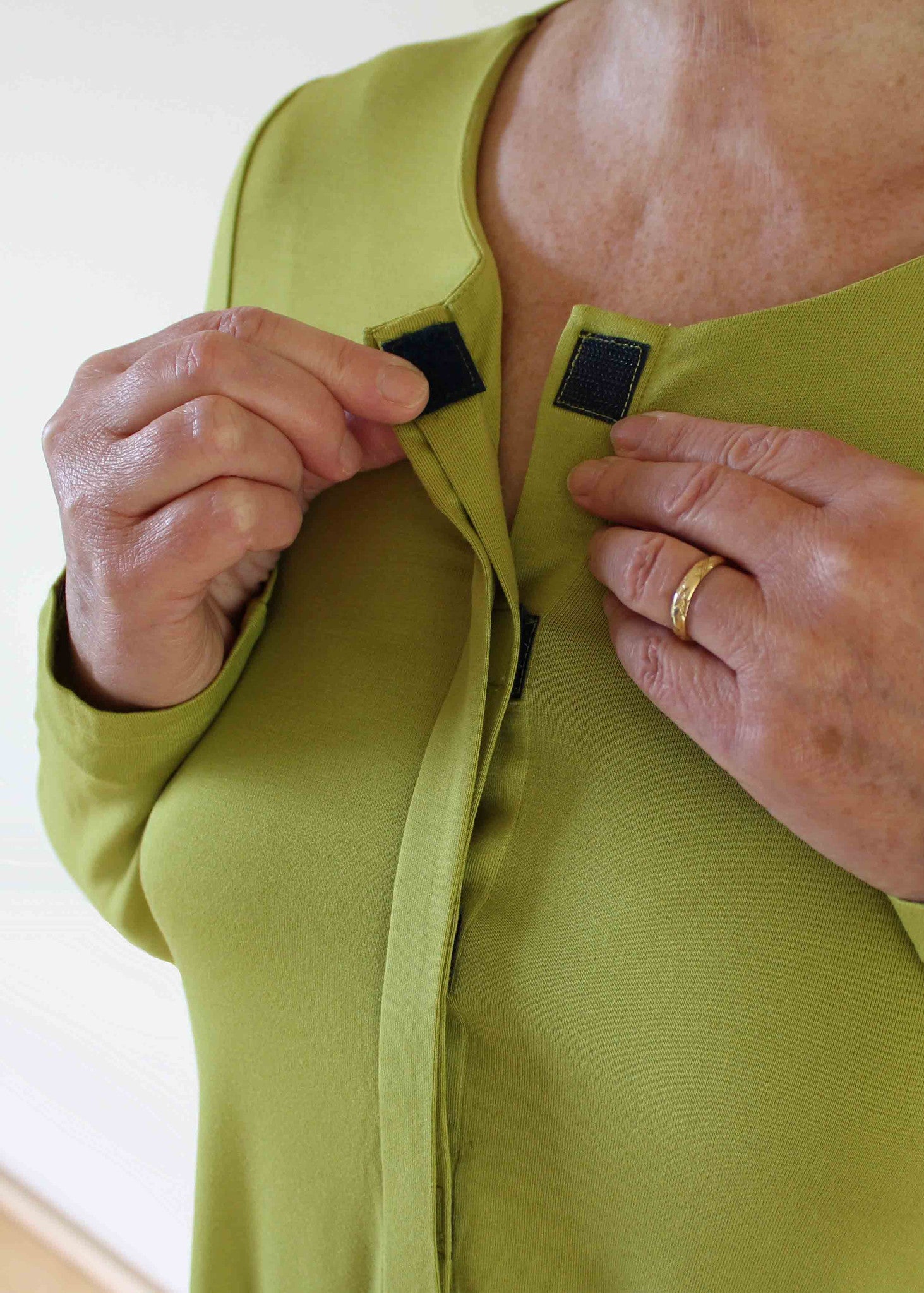 Stella Round Neck Jersey Long Sleeve Velcro Top - Golden Lime