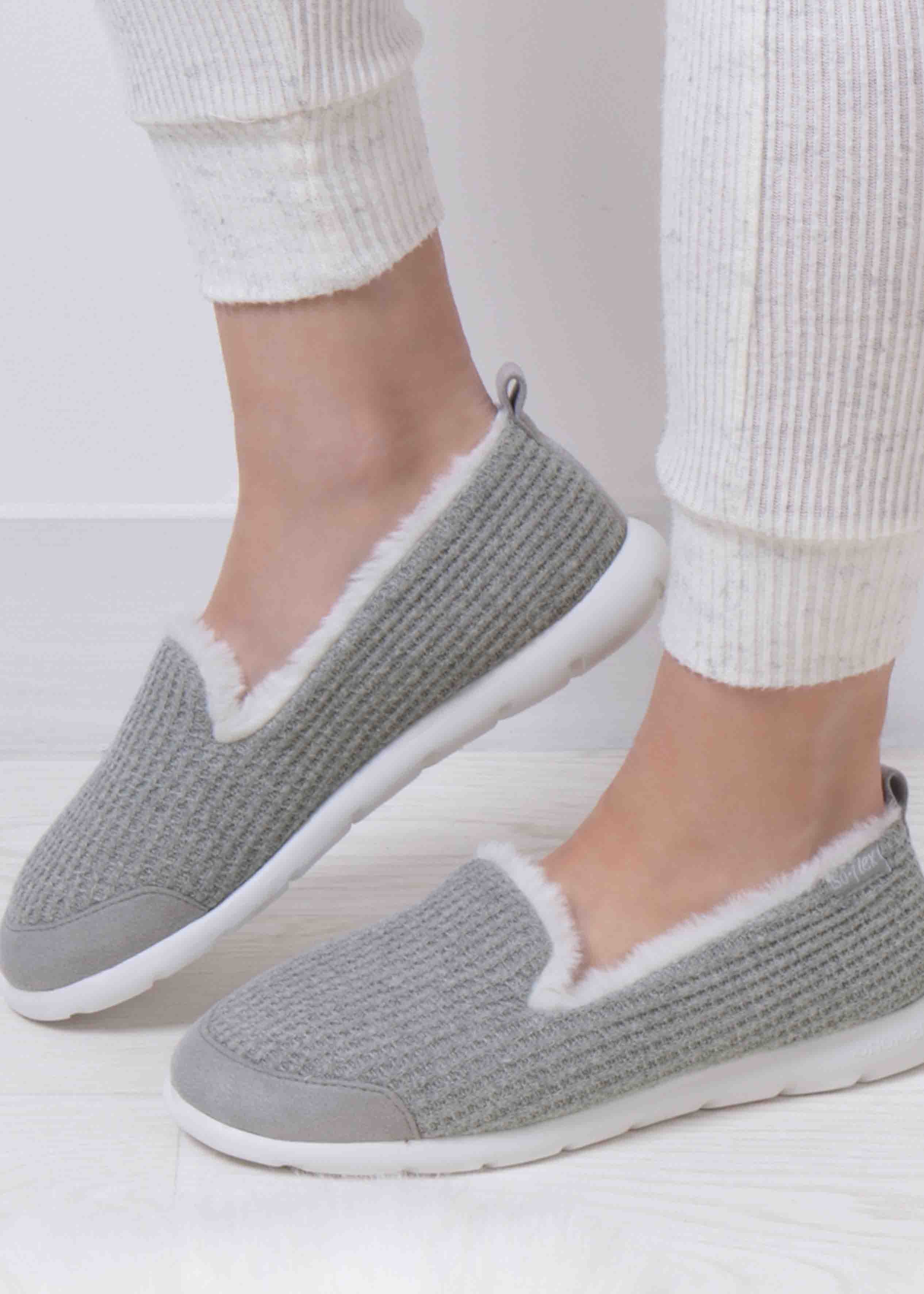 womens slippers