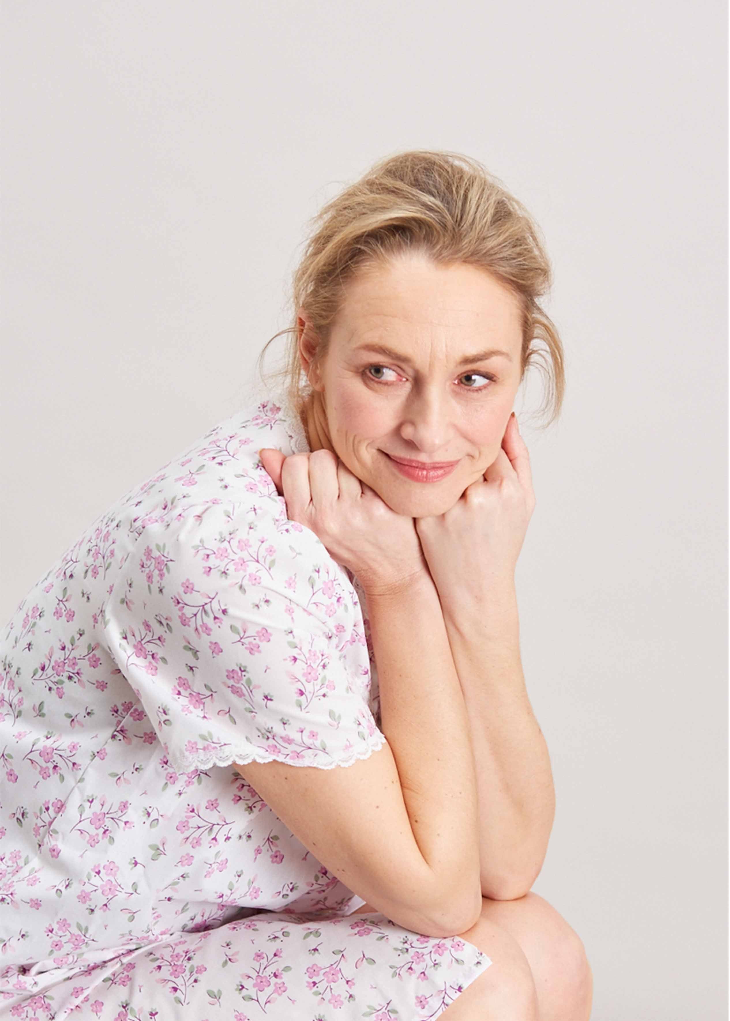 Jenny Pink Floral Front Opening Nightdress VELCRO® Brand Fastening